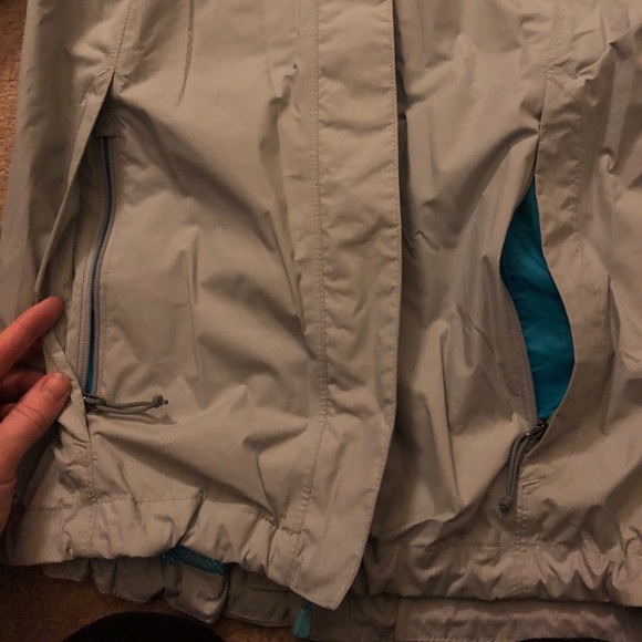 Grey raincoat/ windbreaker - Picture 4 of 7